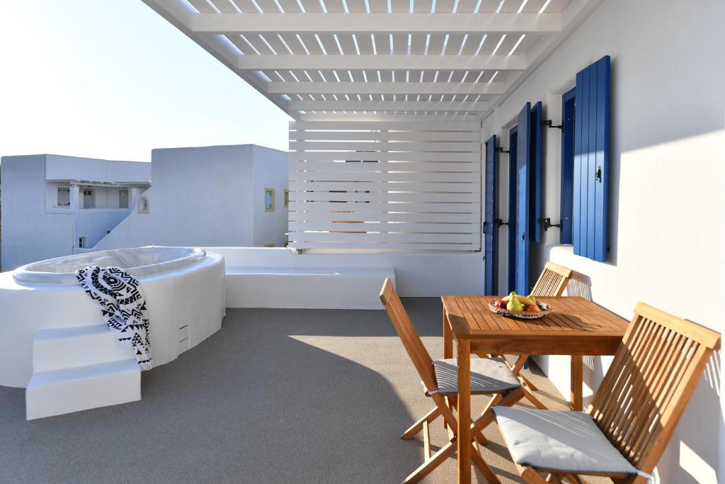 21 luxury apartments