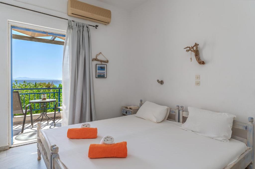 4 Kypri Seaview Perasma Studio