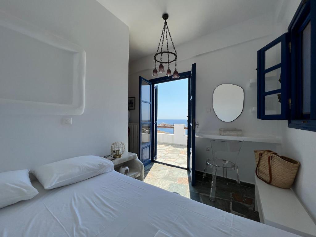 Aegean Paradise, Kythnos, Naousa