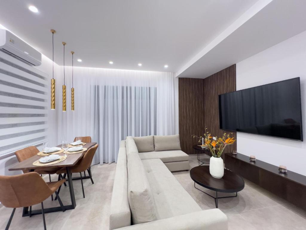 AleNi City Apartment 2