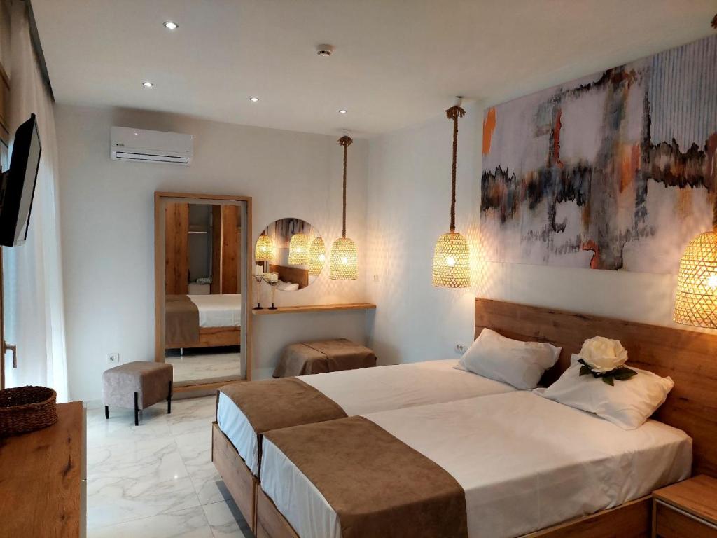 Alexa Luxury Suites