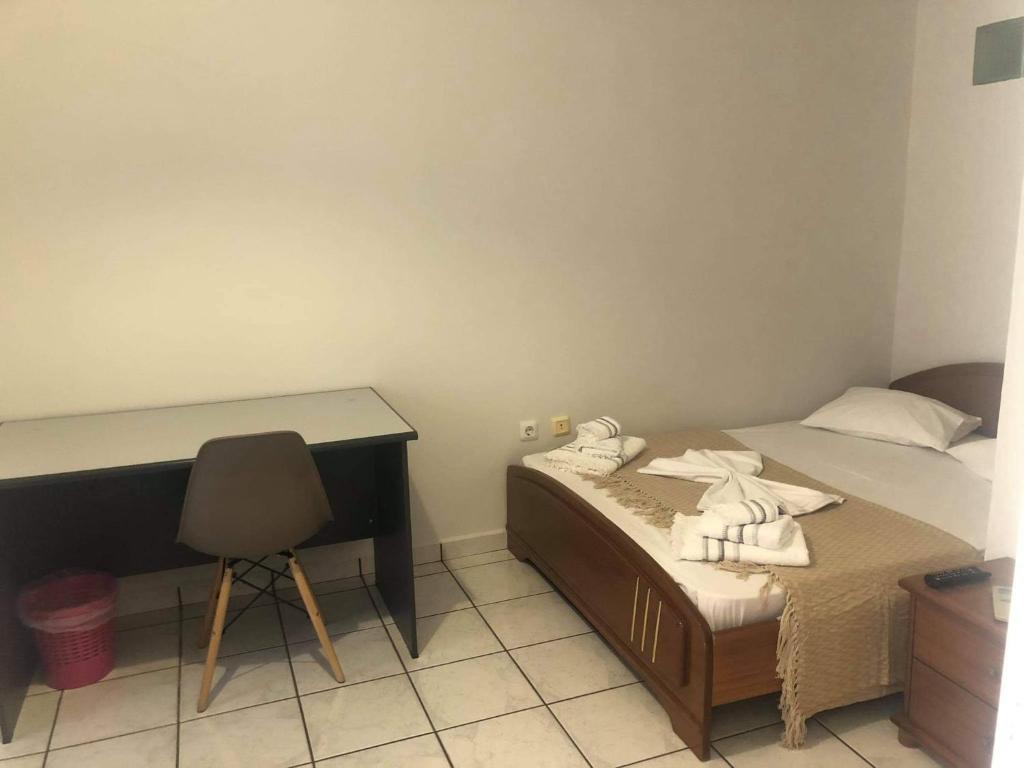 ANTONIS ROOMS 2
