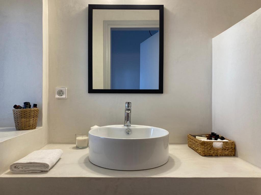 Arco Bianco Suites