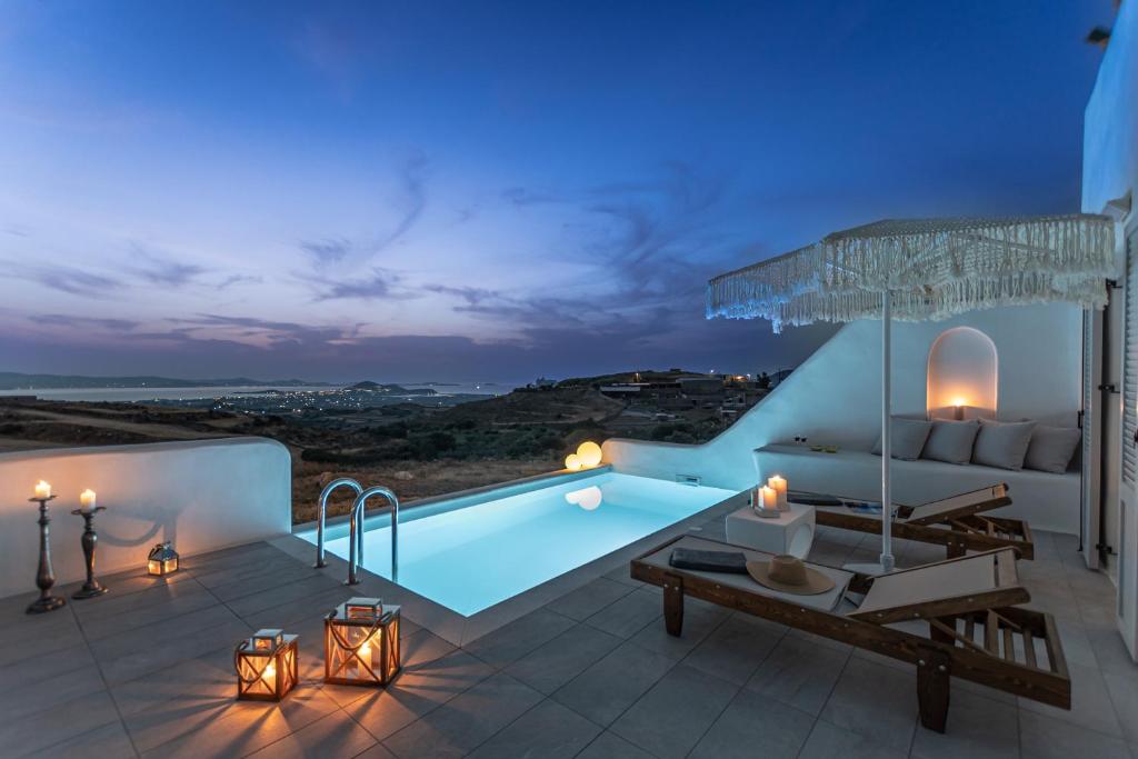 Ariadne's Crown Luxury Suites with Private Pool