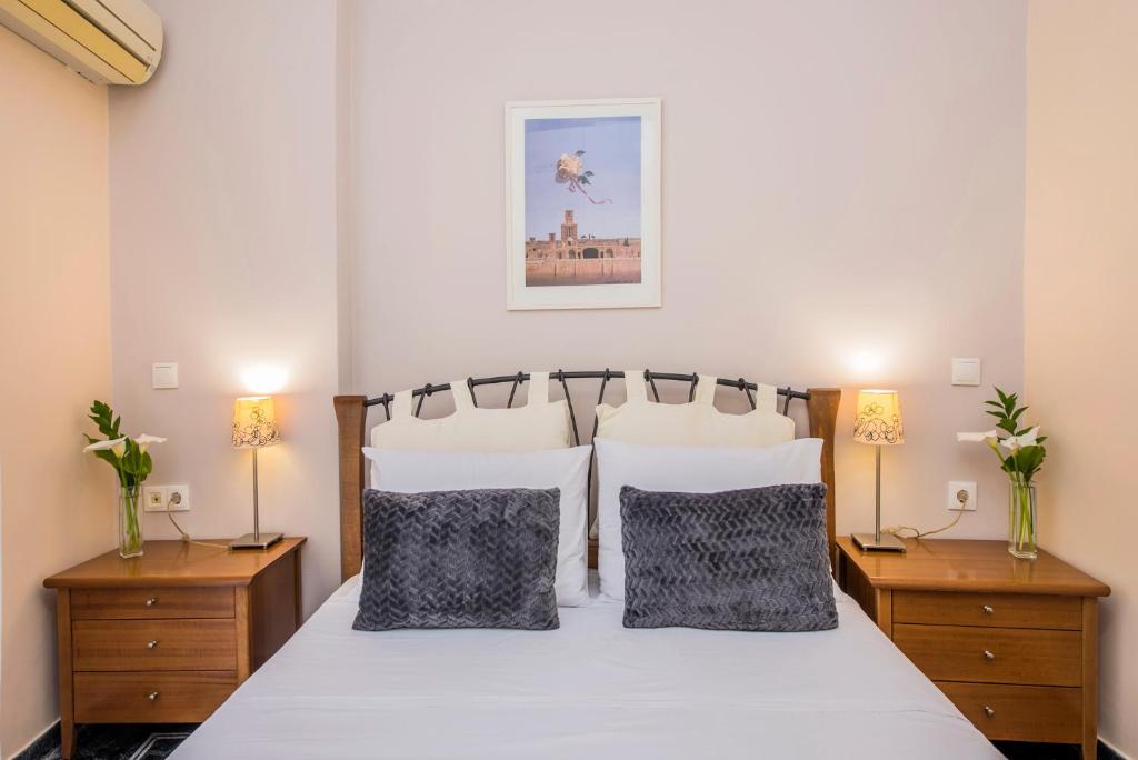 Aurum Syros