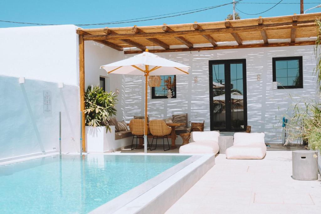 CasaCarma III, private pool, boho design, central