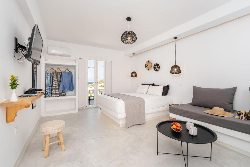 Celestial Seaview Apartments-Portara
