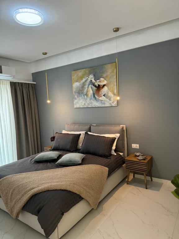 Cozy City Center Apartment