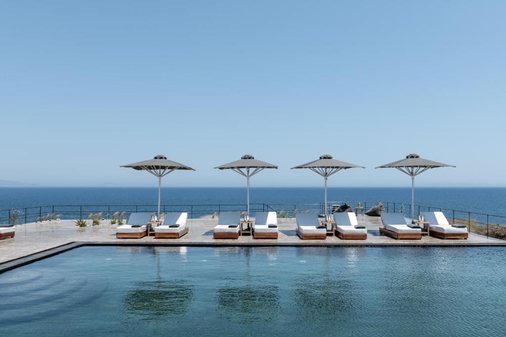 Colombos Beachfront