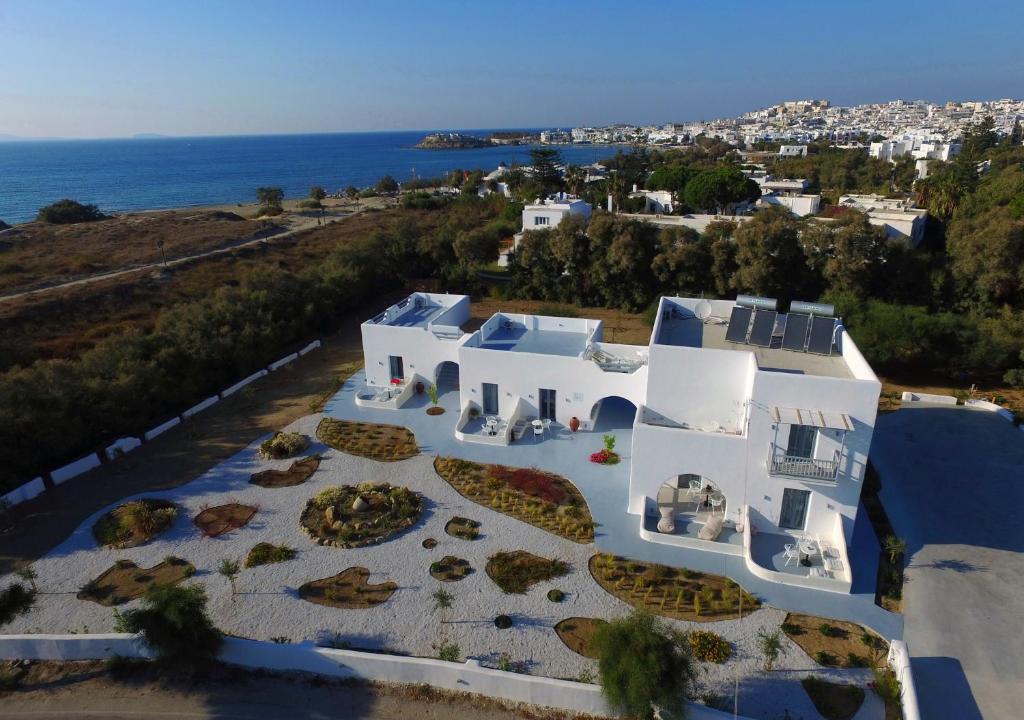 Crystal Mare Suites
