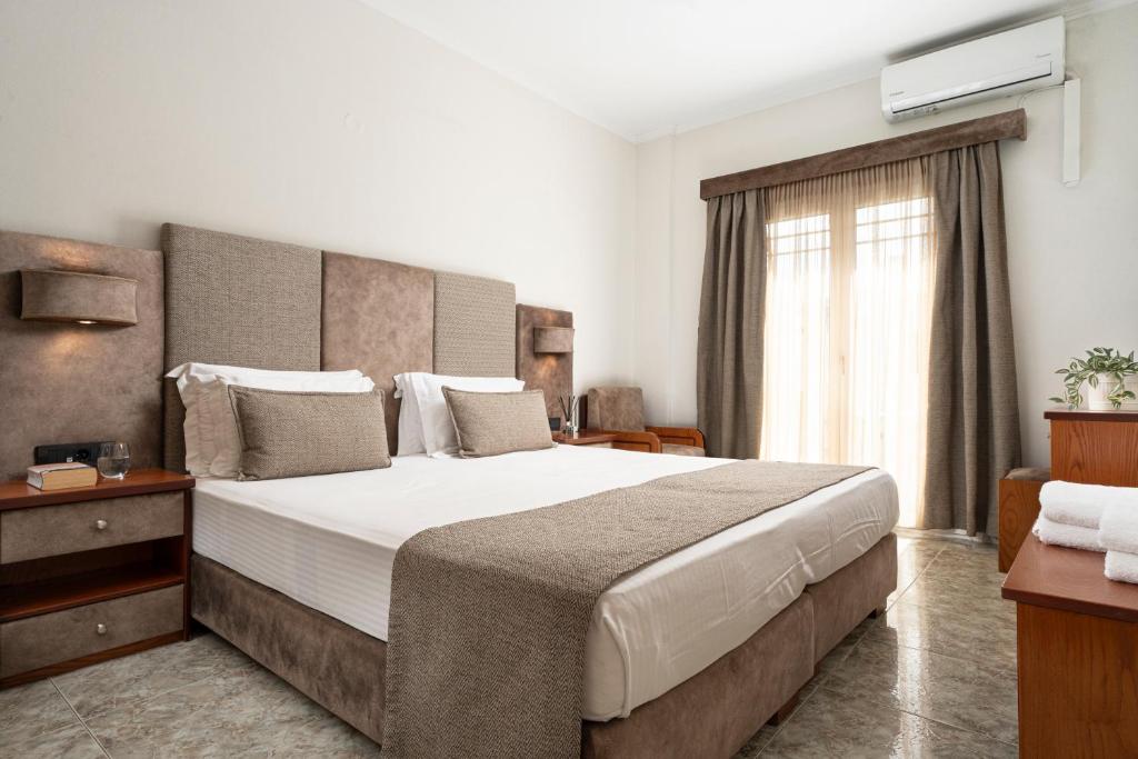Hotel Dionysis Studios