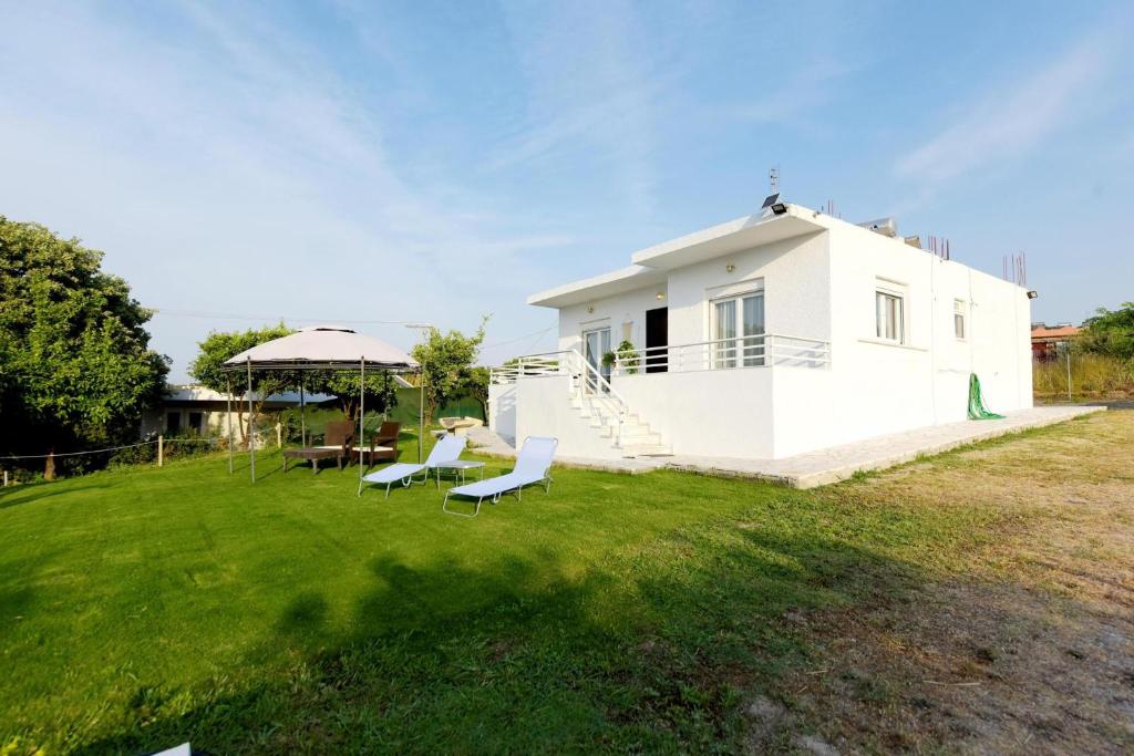 Emerald Private Villa in Kalavarda Rhodes