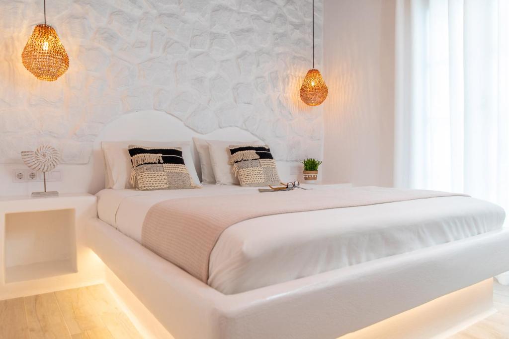 En Lefko boutique house