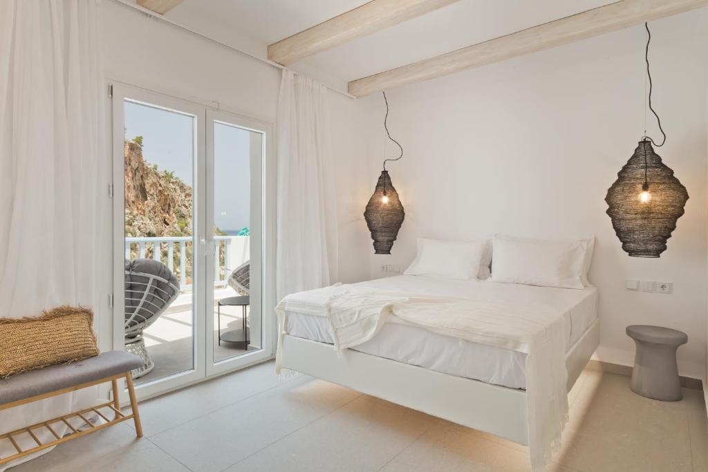 Enilion Luxury Suites
