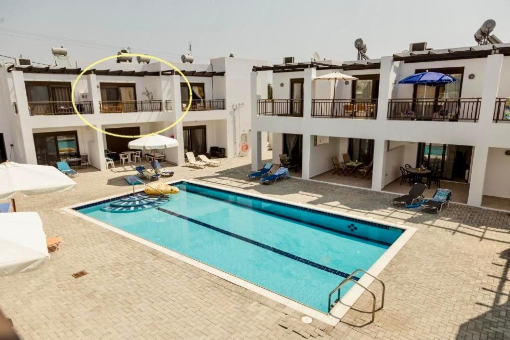 Harmonia at Gennadi Court