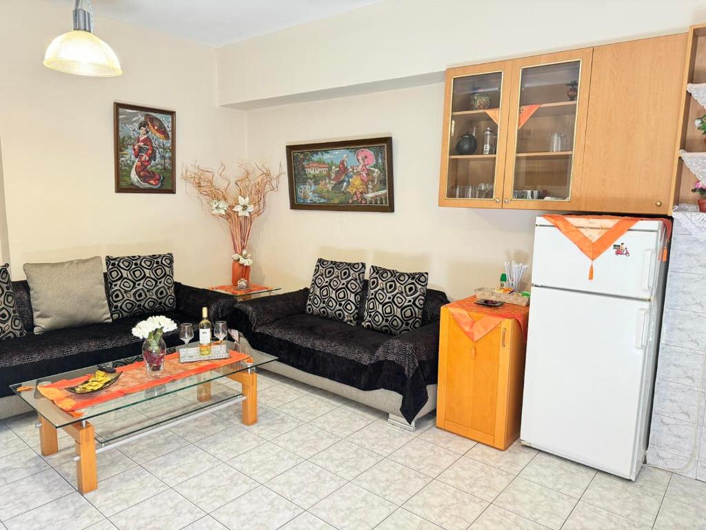 George's & Amalia's appartments 2
