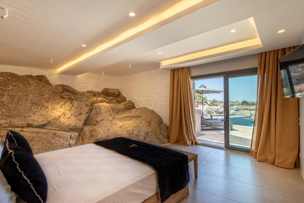 Ikies of Mykonos