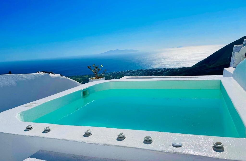 Villa Kastelli88 Santorini Pyrgos