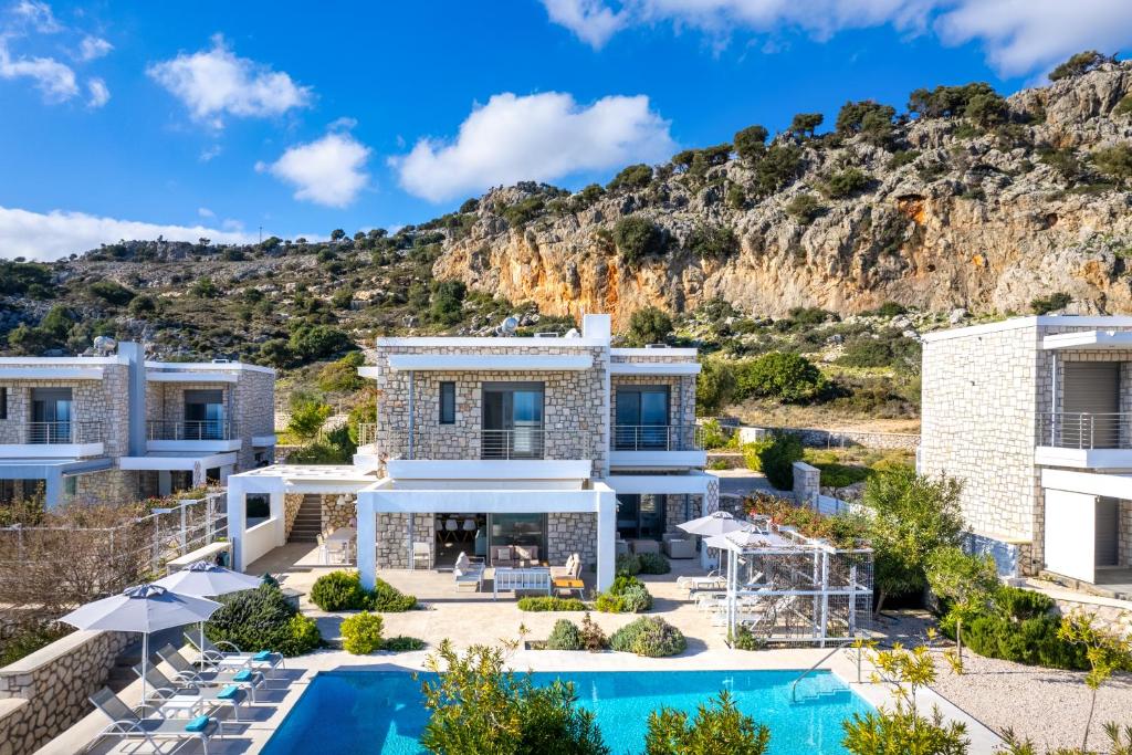 Kokinogremos Villa