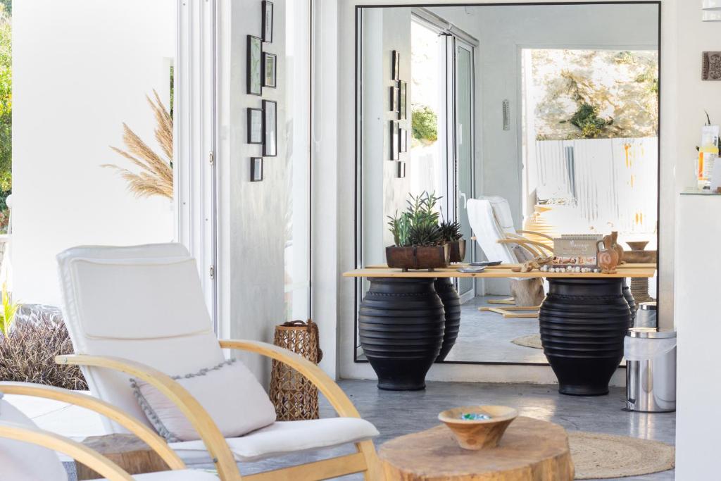 Ladiko Inn Hotel Faliraki -Anthony Quinn Bay