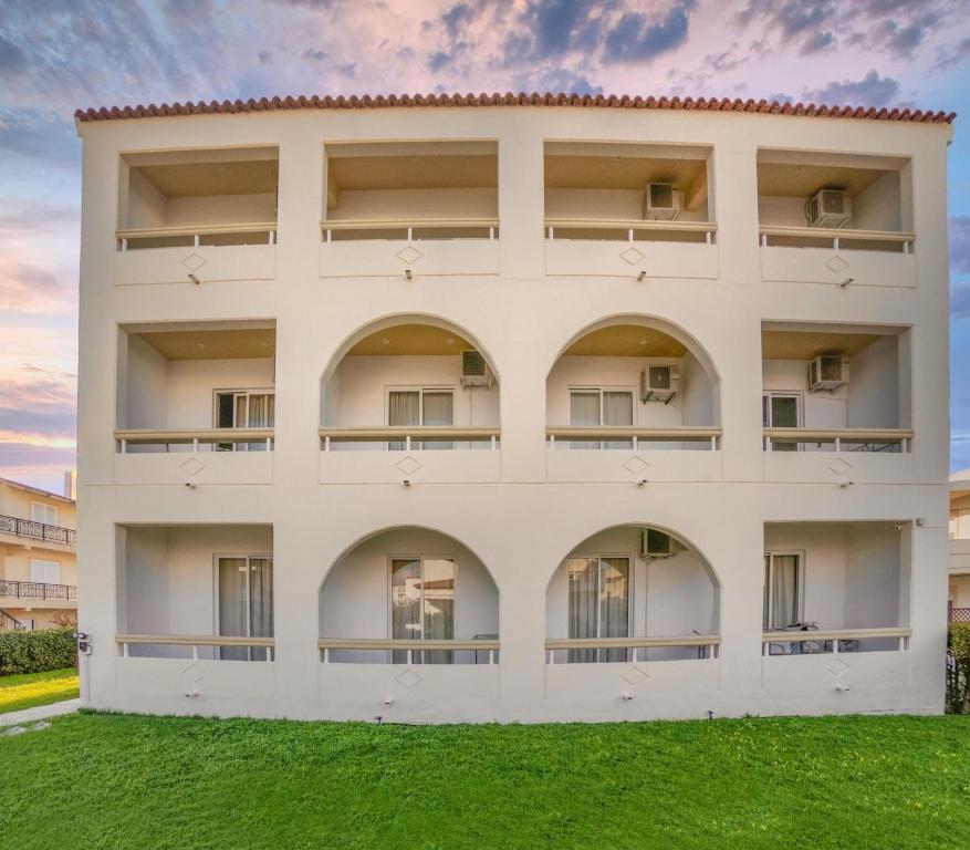 Lefteris Apartments in Ialysos Rhodes