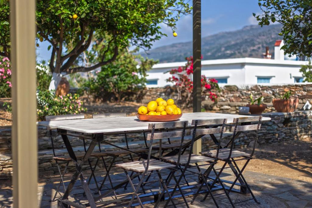 Lemoni House
