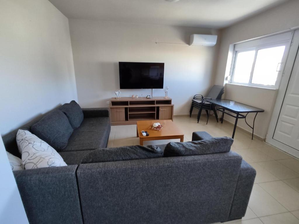 Mama Marina apartement near to the airport 2