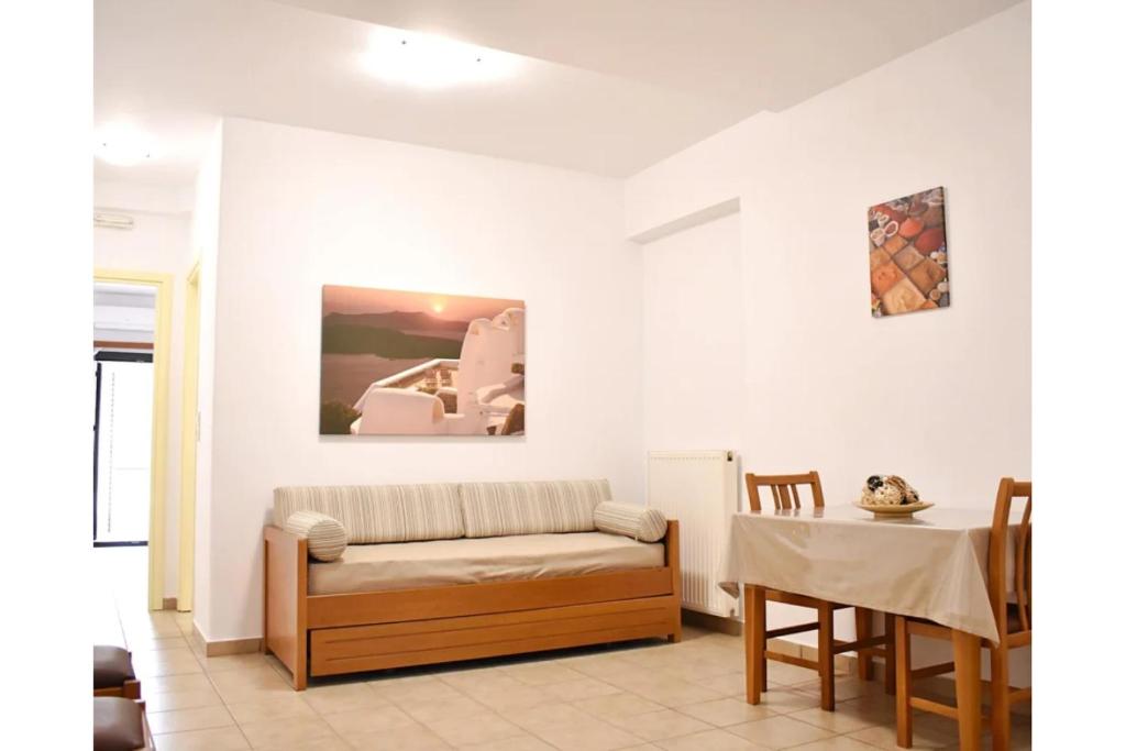 Manolika Studio 6