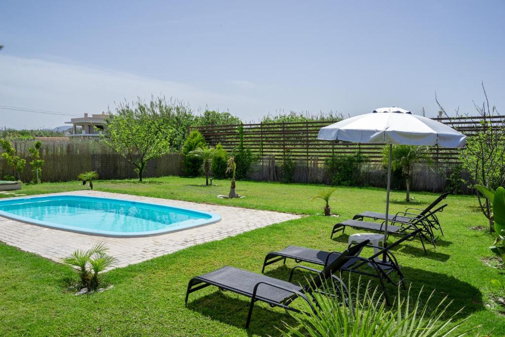 M&B Luxury House
