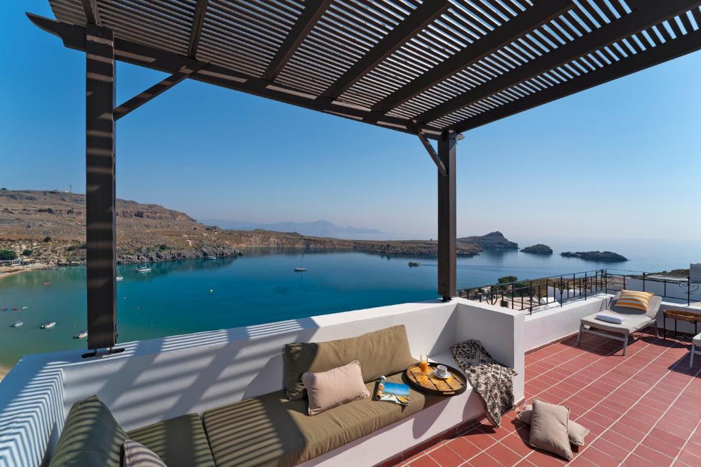 Maris Lindos Suites & Apartments