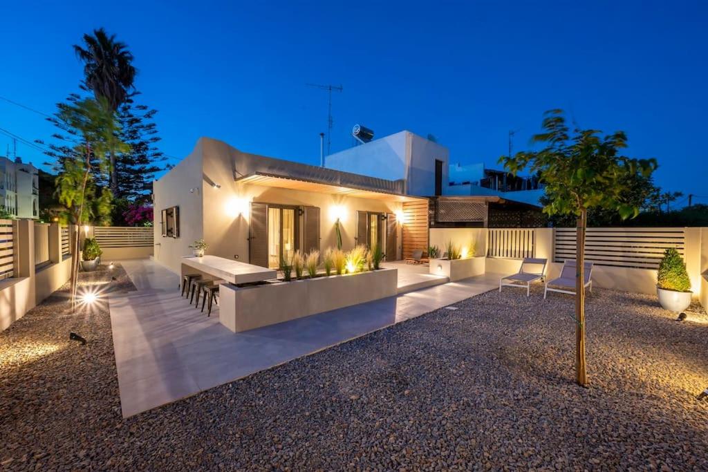 Mi Casa Su Casa