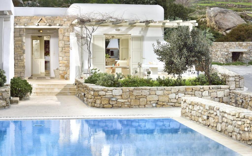 Villa Mon Rêve with Private Jacuzzi "5-minute walk - Ornos beach"