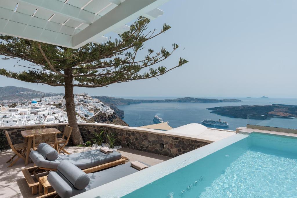 Morfes Luxury Suites by Caldera Houses
