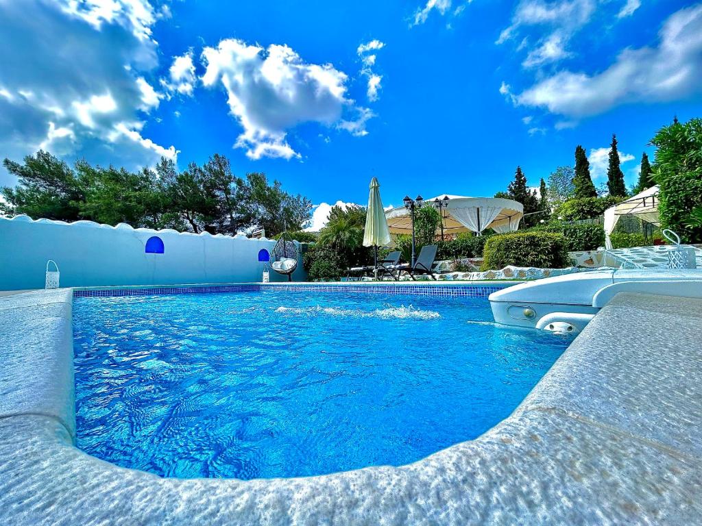 Nicole Luxury Villas