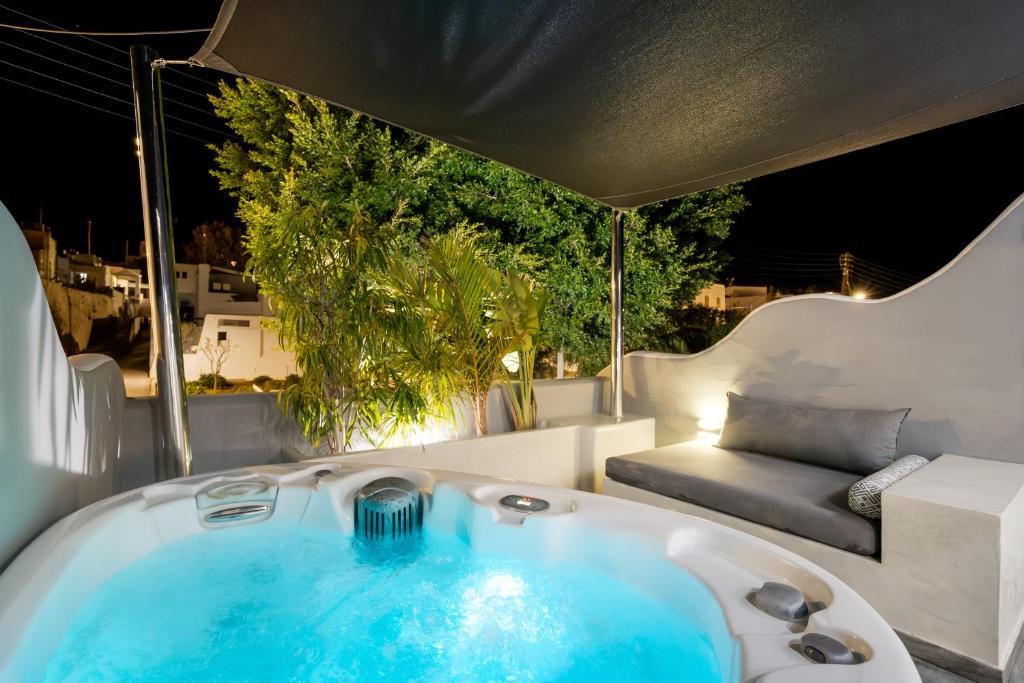 Oasis Hotel