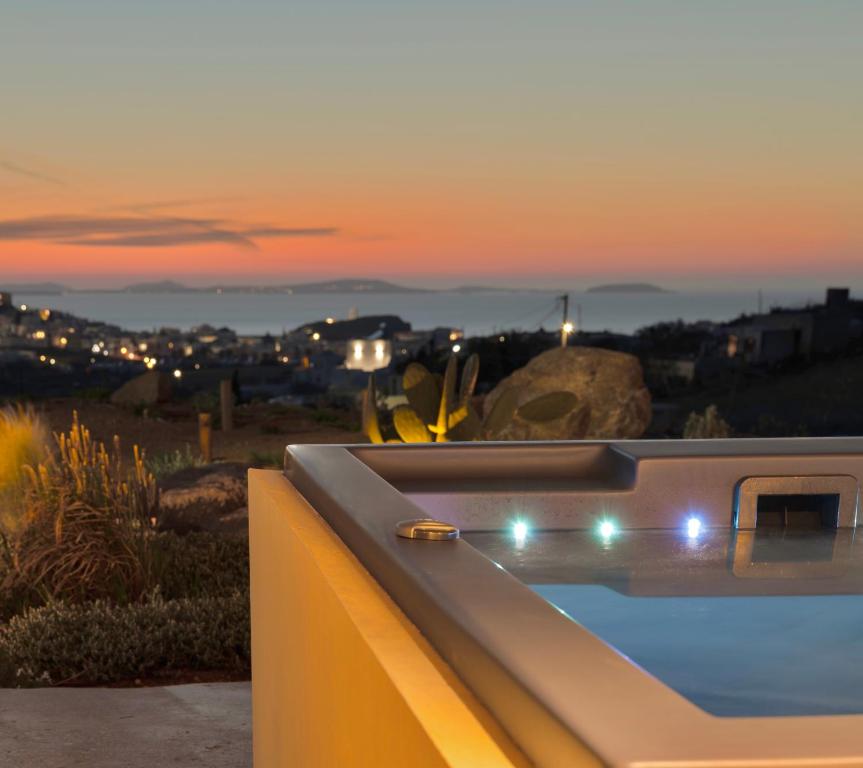 Opuntia Suites