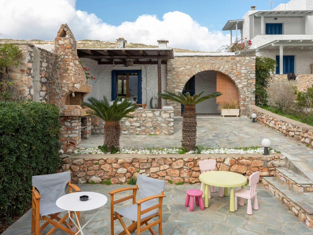 Paros' slice of Paradise