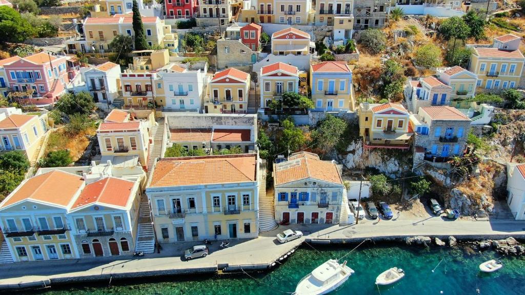 Pitini Sevasti house