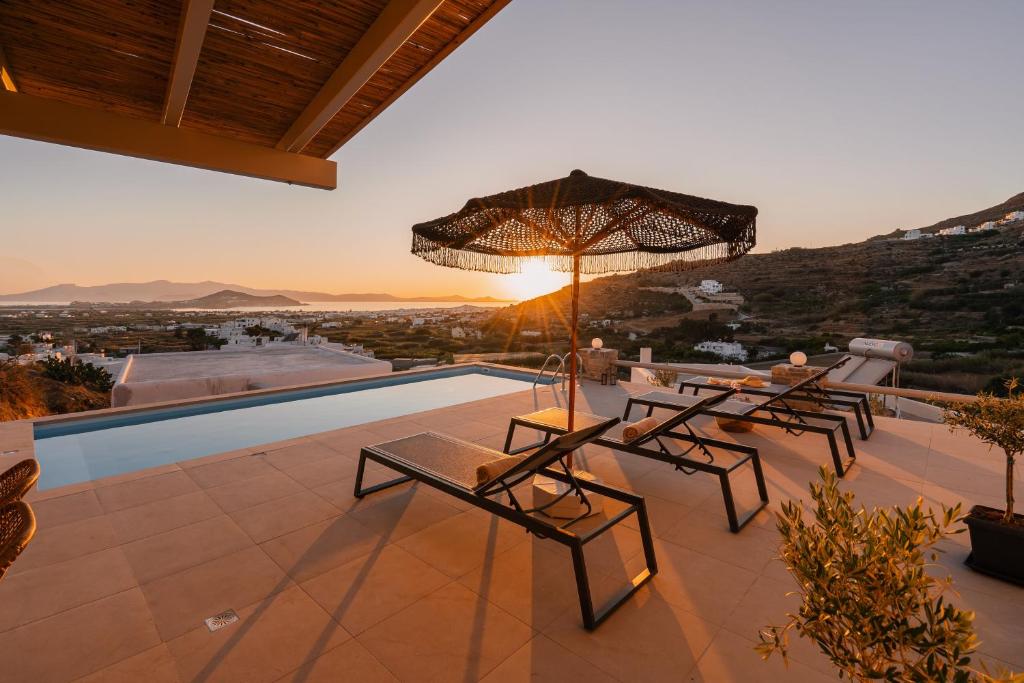 Pleiades Villas Naxos