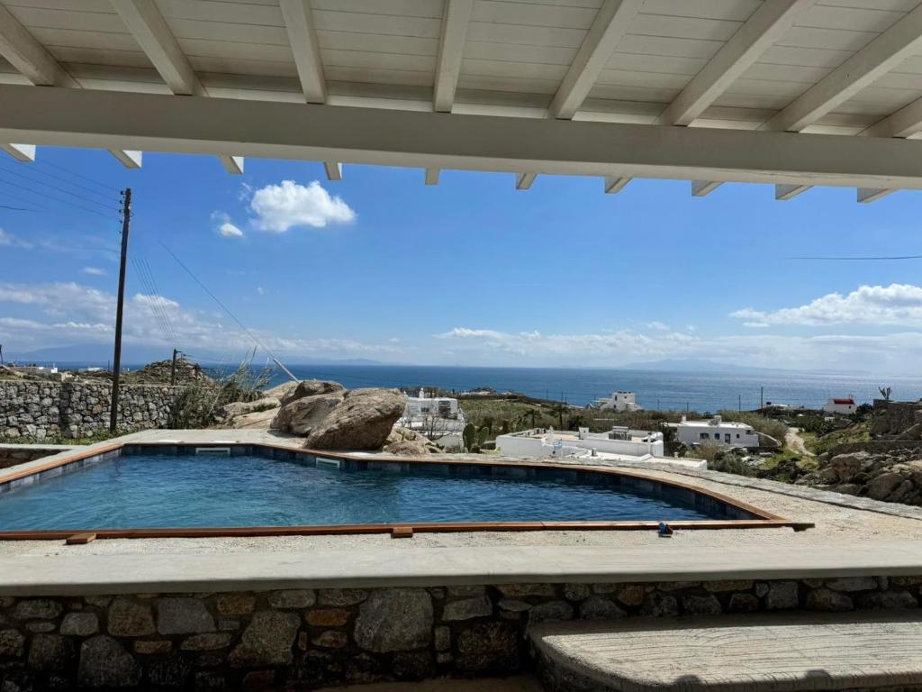 Psaros Village