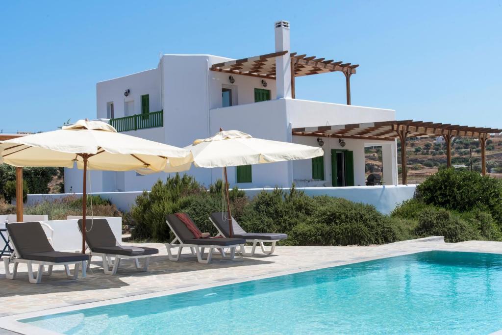 Reina Villa