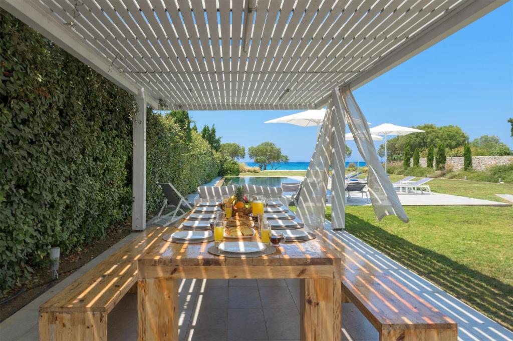 Renee Beach Front Executive Luxury Villa