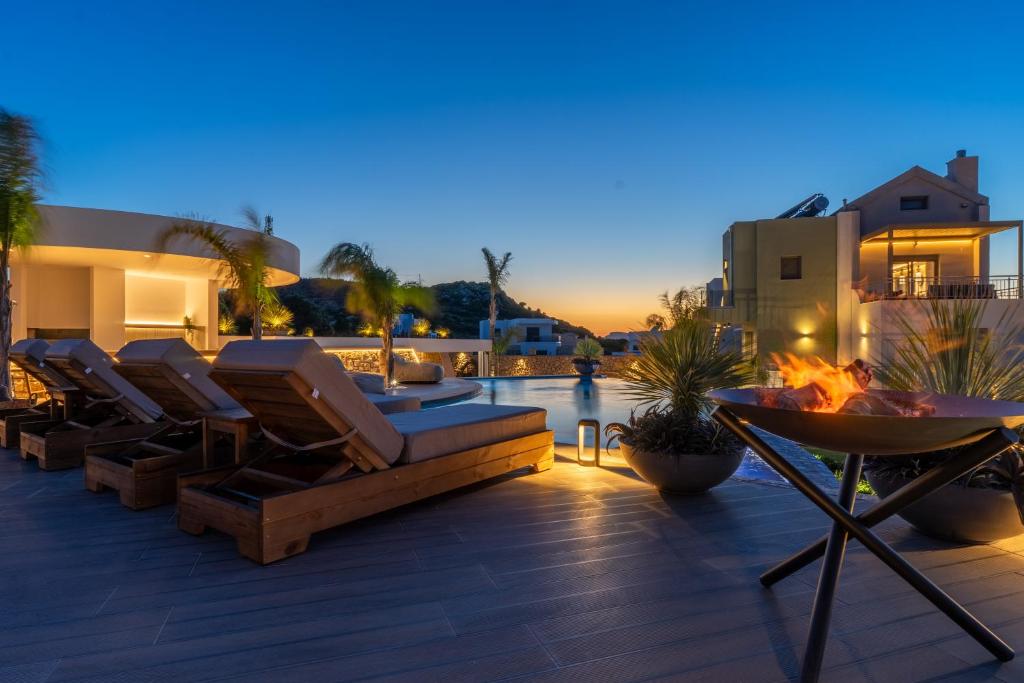 Rhode Luxury Villa