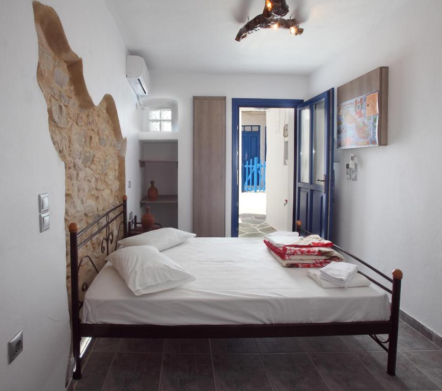 Margarita's Rooms