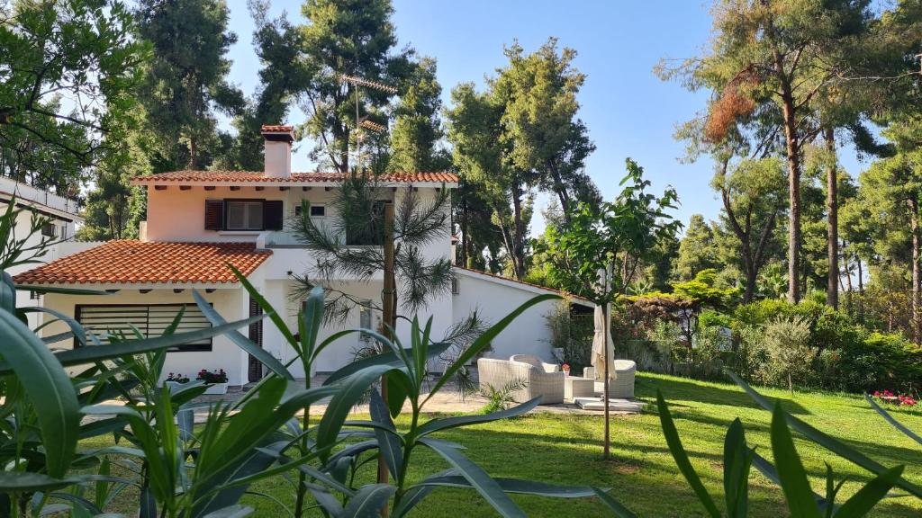 Sani Villa Olyvia