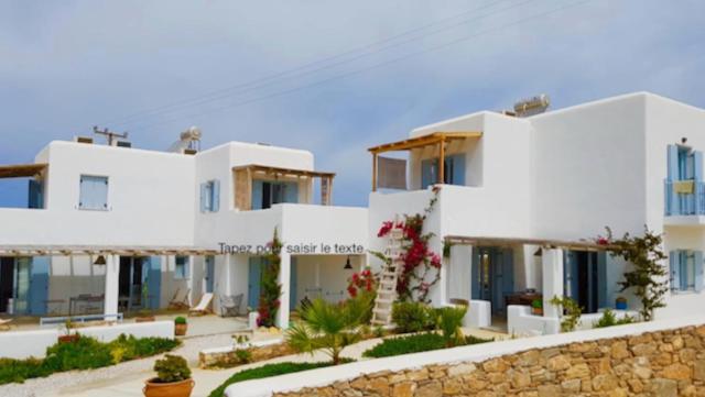 VILLA THEIA - SELENE , appartement de charme pour 4 à 6 personnes prés de la plage et du village de Koufonissi