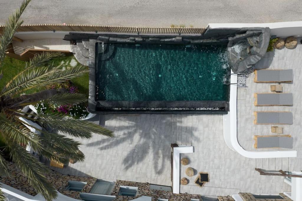 Occhio Luxury Villas Santorini with private pool