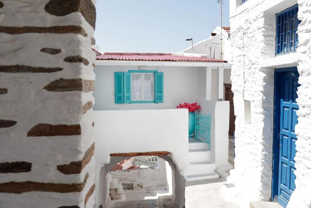 The Turquoise house