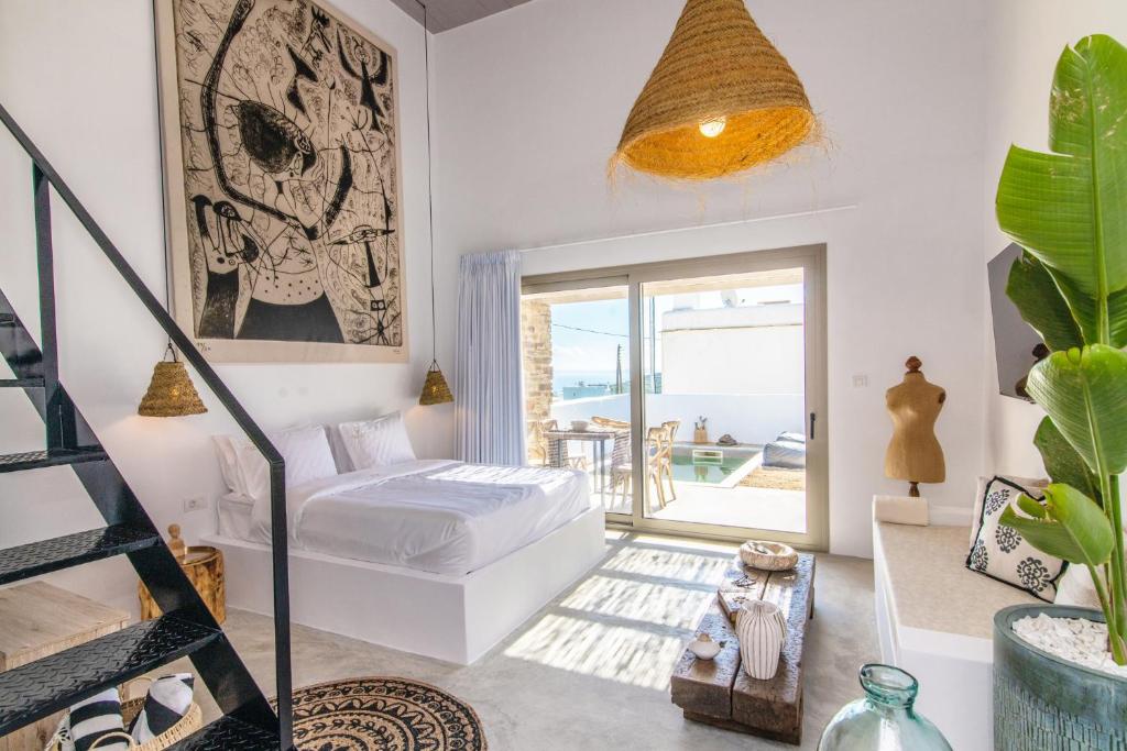 Tinosera Luxury Suites