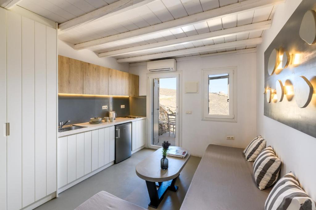 Ultramare Superior Suites with Seaview